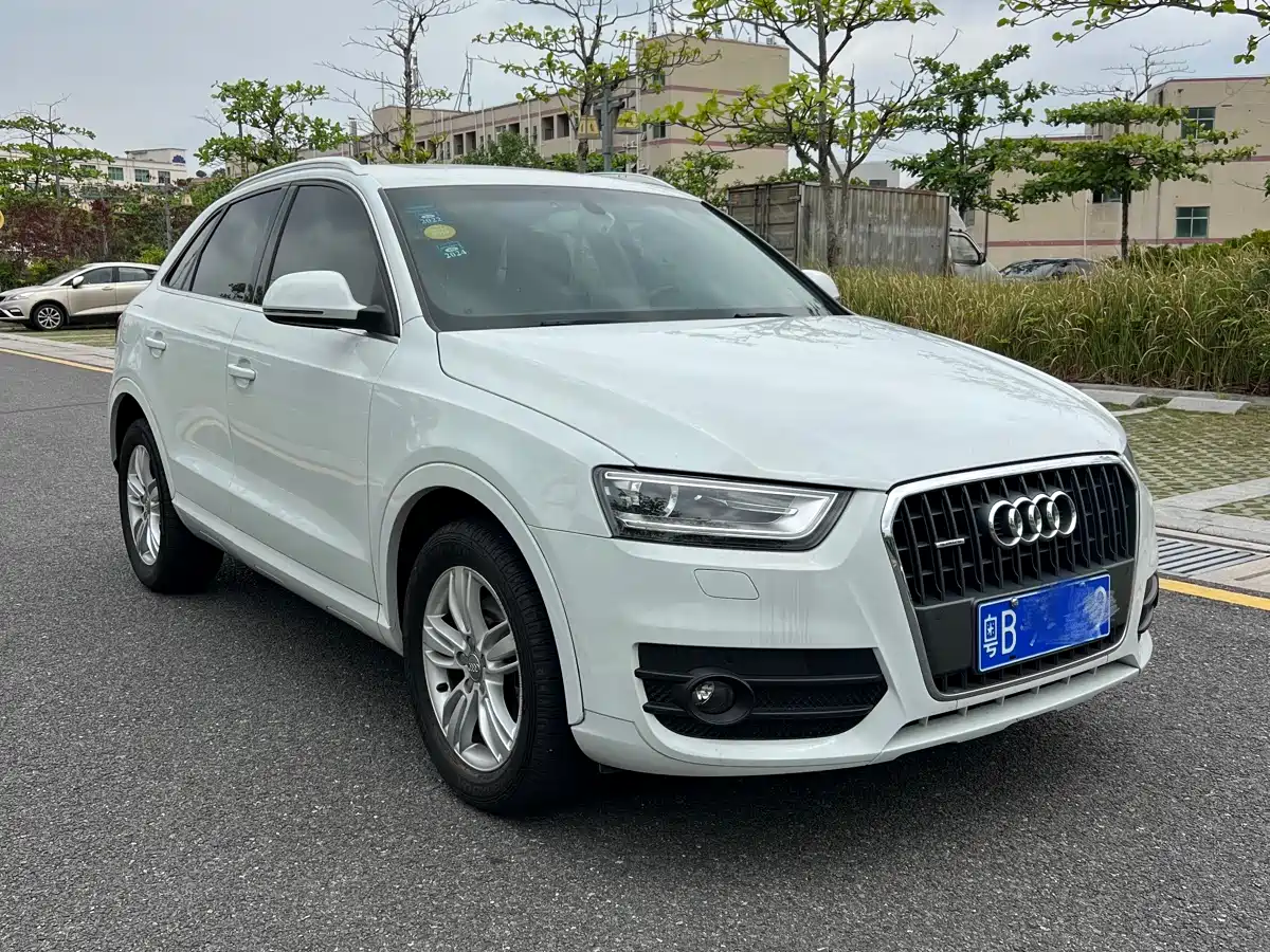 Audi Q3 2015 35 TFSI Comfort фото 2
