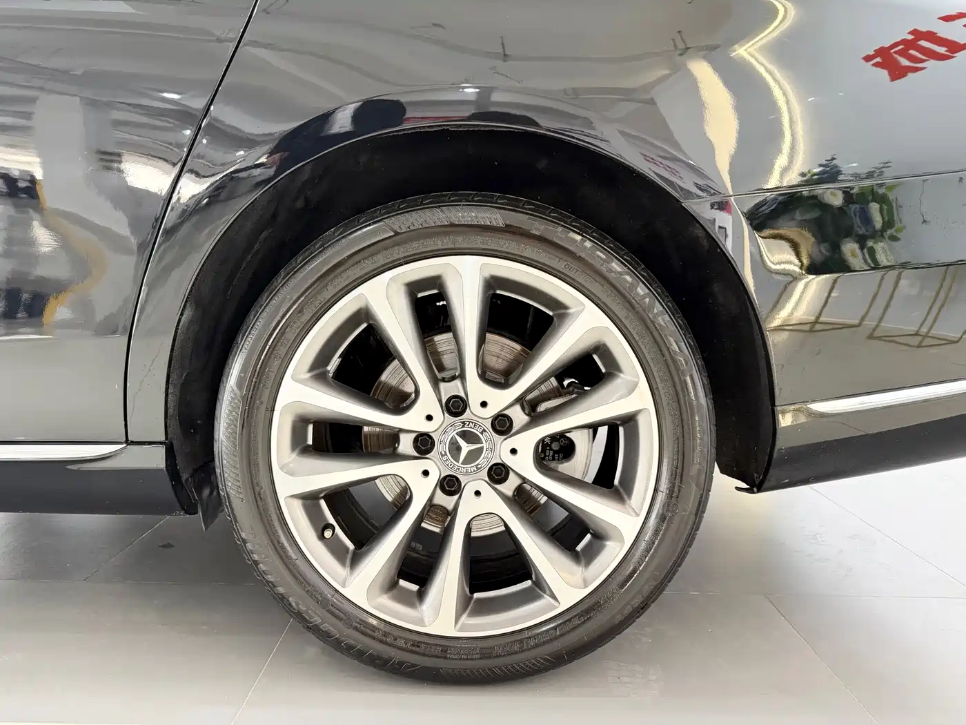 Mercedes-Benz E-Class 2018 E 300 L Luxury фото 10