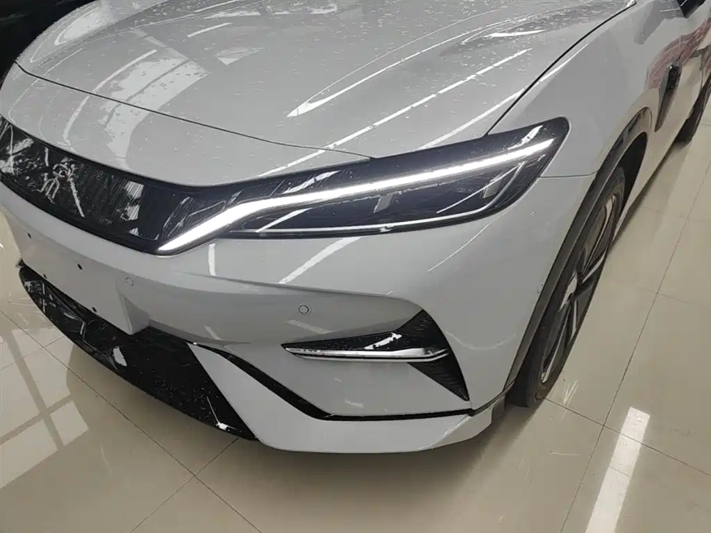 BYD Song L EV 2025 662km Excellence Smart Driving Model фото 24