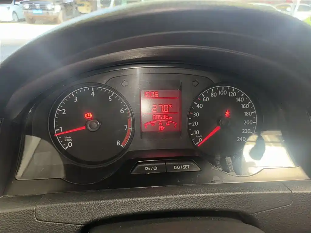 Volkswagen Santana 2015 1.4L Manual Trend Edition фото 12