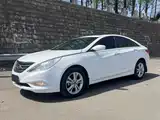 Photo 1 - Hyundai Sonata