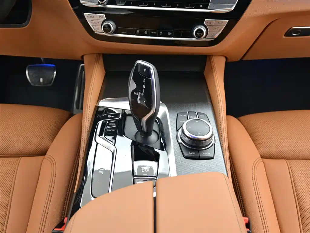BMW 5 Series (Import) 2023 2022 525i M Sport Package