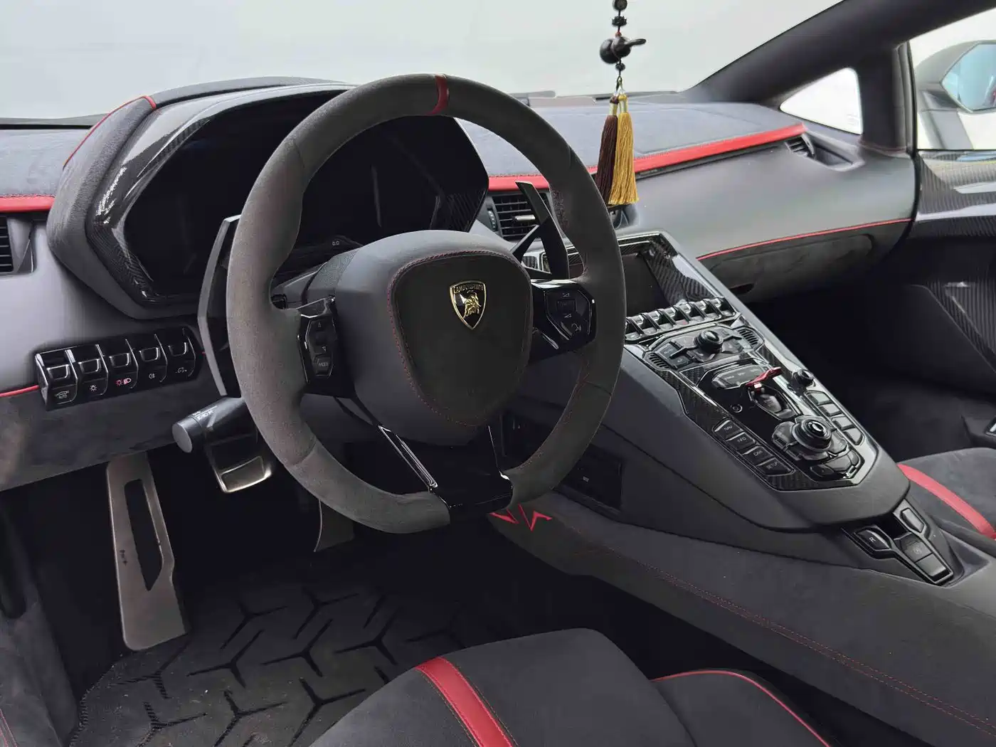 Lamborghini Aventador 2012 2011 LP 700-4