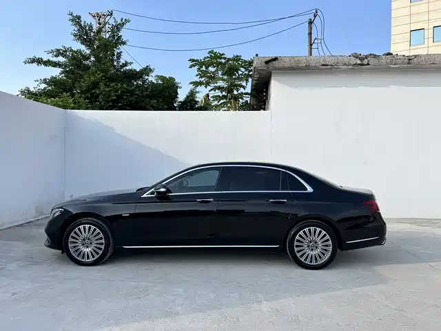 Mercedes-Benz E-Class 2020 Facelift E 300 L Exclusive — фото 3