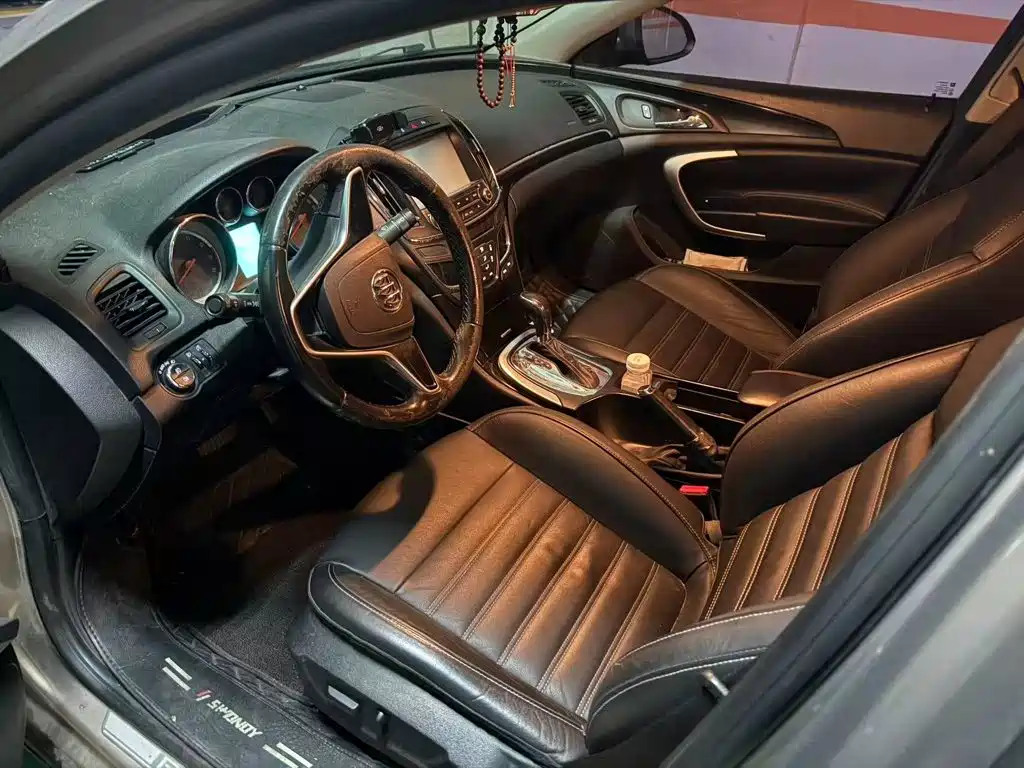 Фото 3 - Buick Regal
