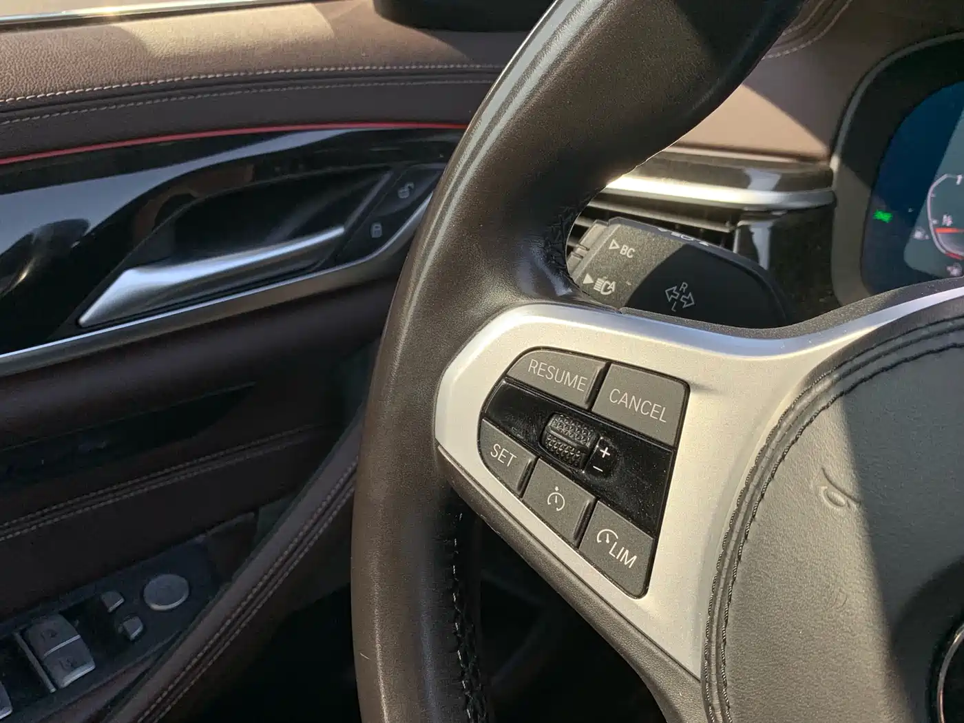 BMW 5 Series 2021 525Li Luxury Package фото 24