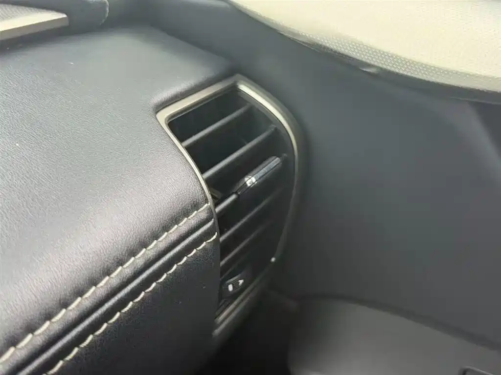 Lexus NX 2015 200 FWD Premium фото 9