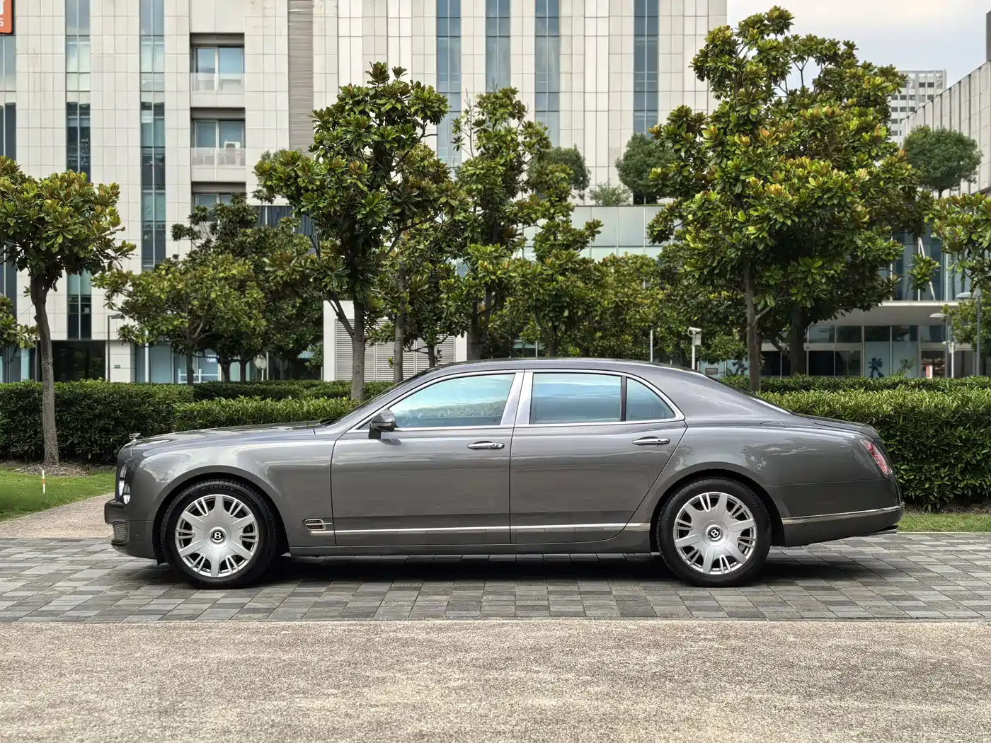 Фото 5 - Bentley Mulsanne