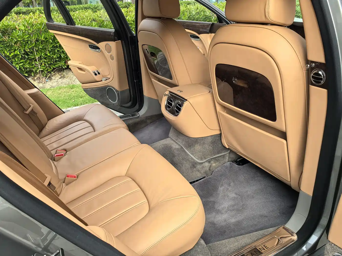 Фото 39 - Bentley Mulsanne
