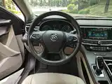 Photo 11 - Buick LaCrosse