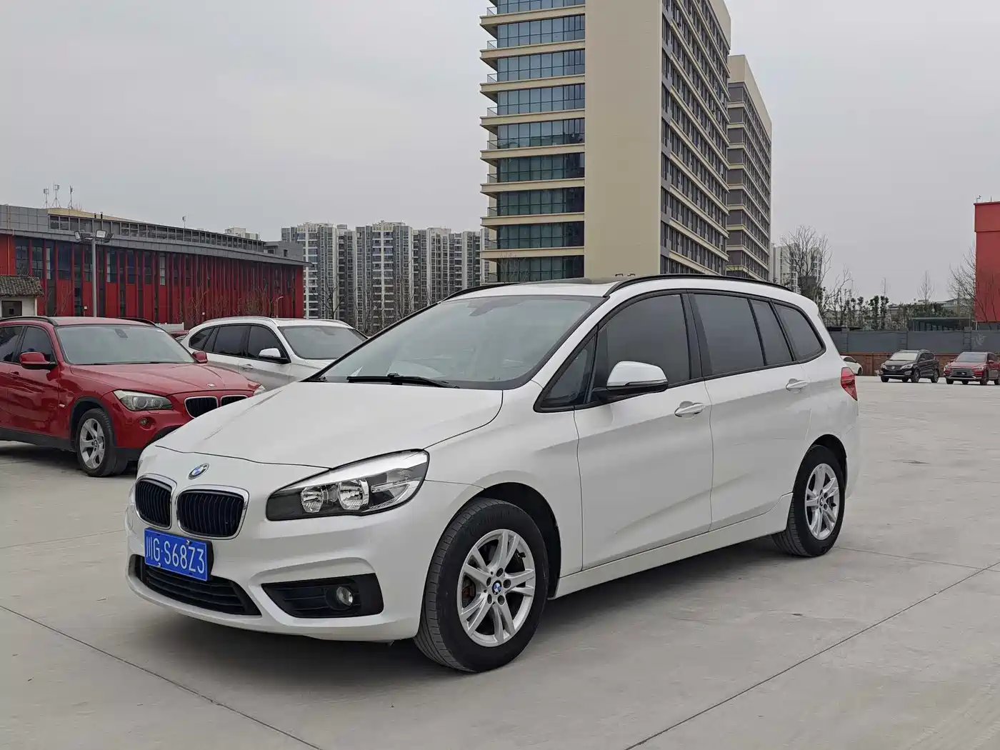 BMW 2 Series Gran Tourer 2015 218i Leading