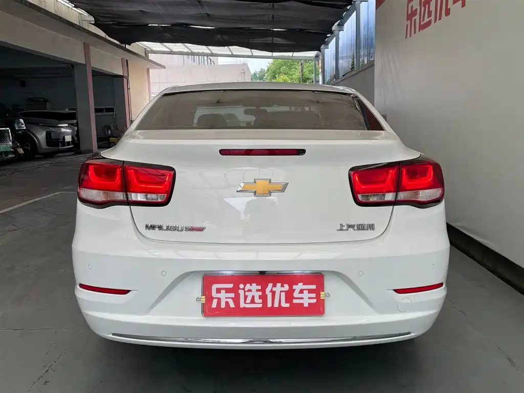 Chevrolet Malibu 2017 1.5T Automatic Luxury Edition фото 4