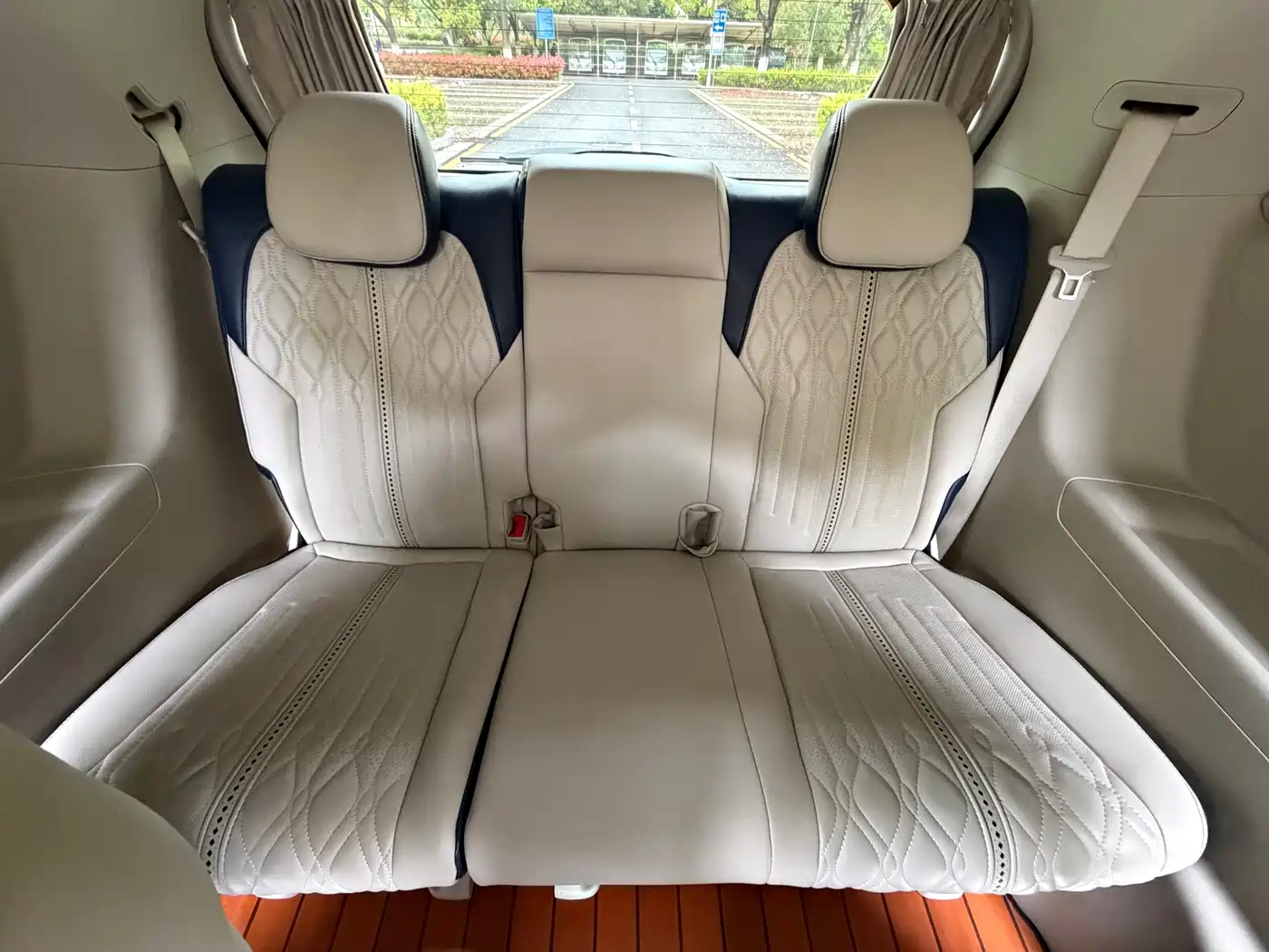 Buick GL8 2021 ES Landlord 653T Comfort фото 16