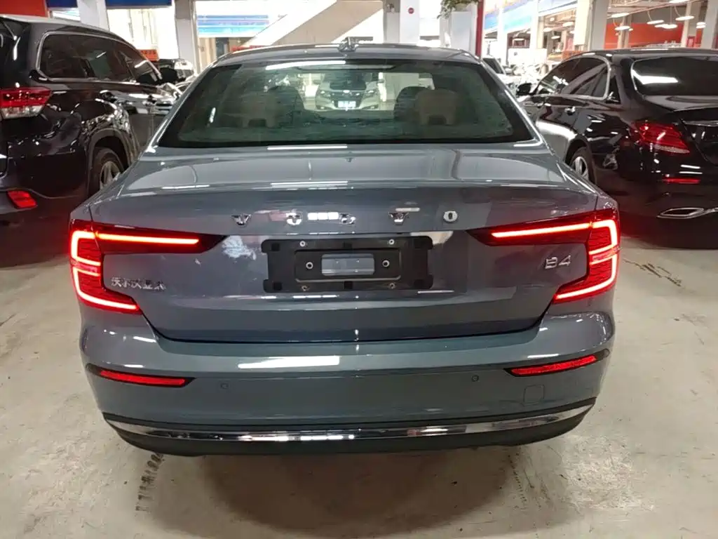 Volvo S60 2024 2024 B4 Elegance Luxury Edition