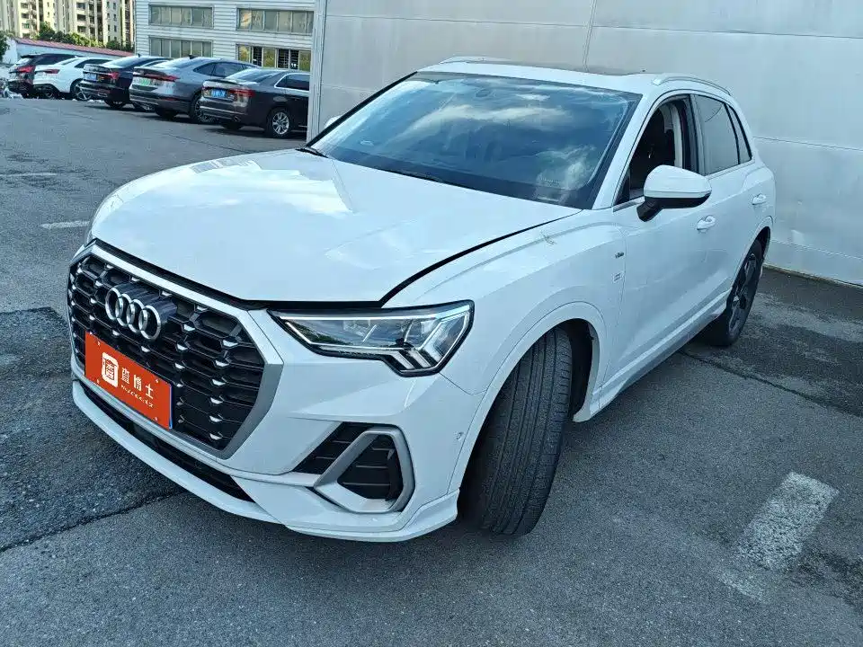 Audi Q3 2022 35 TFSI Fashion Dynamic