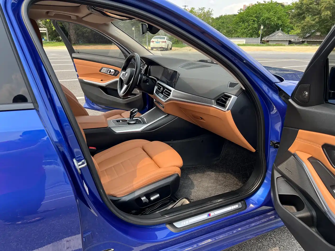 BMW 3 Series 2020 330Li xDrive M Sport Black Night Edition фото 7
