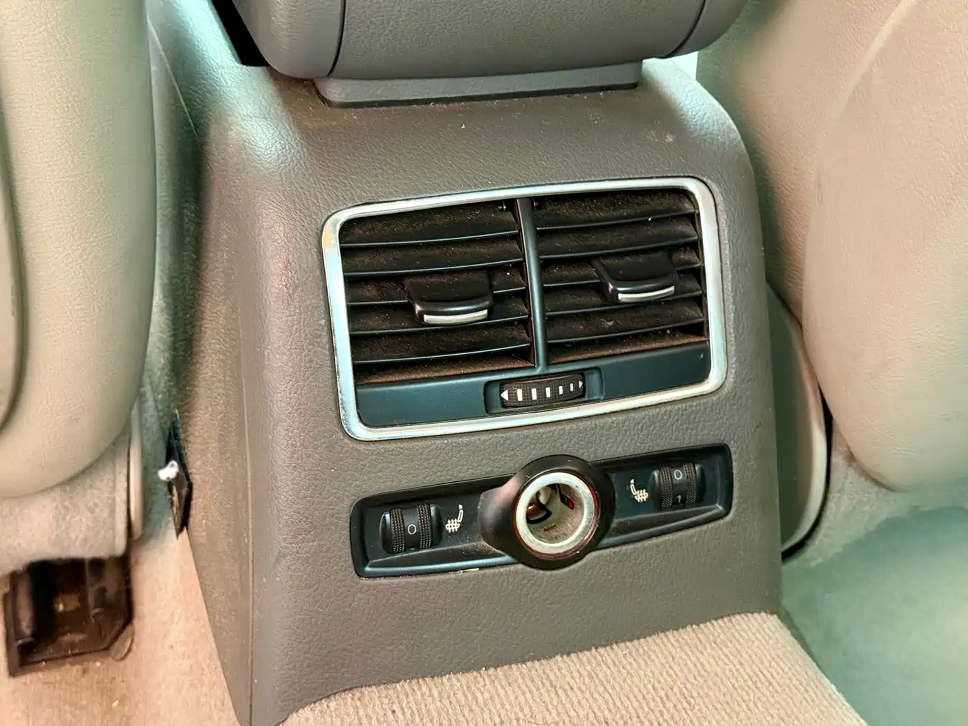 Audi A6L 2011 Model 2.8 FSI Comfort фото 11