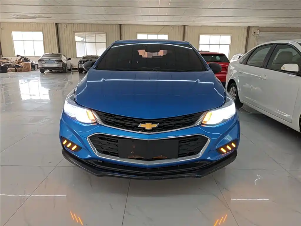 Chevrolet Cruze 2017 1.5L Automatic Pioneer Sunroof фото 3