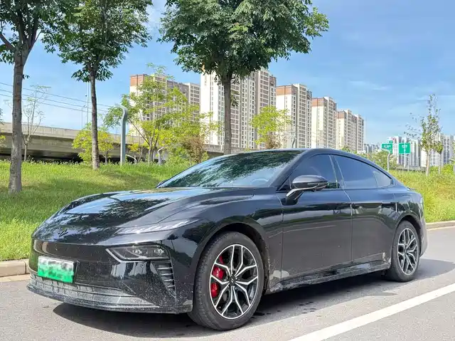 Dongfeng Yipai eπ007 2025