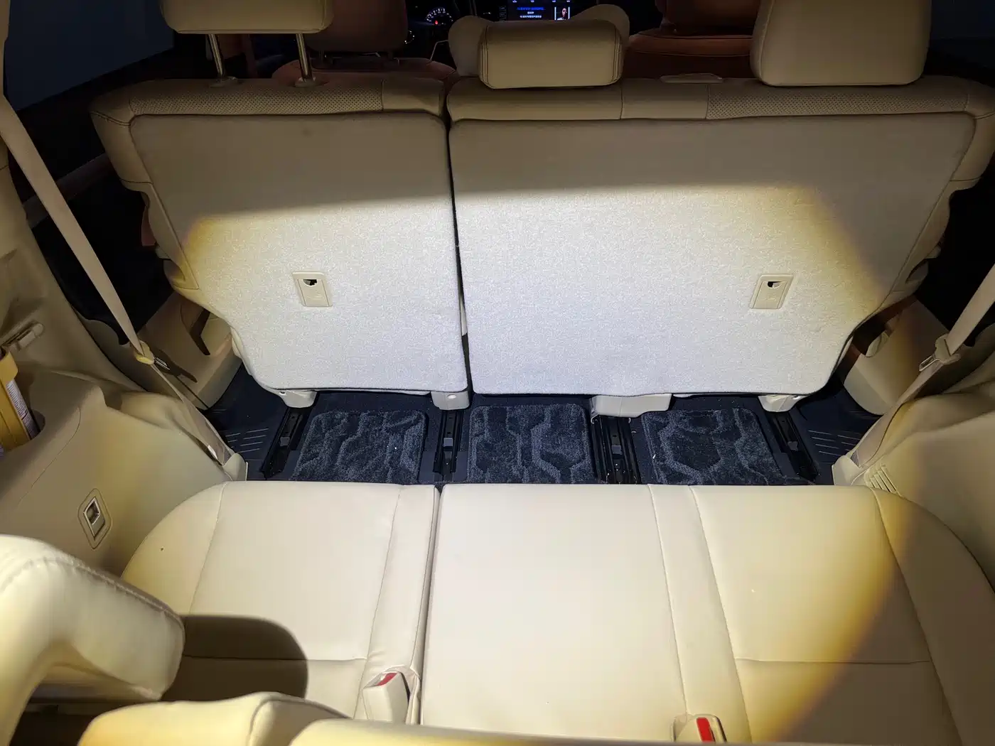 Toyota Highlander 2017 2.0T 4WD Premium 7-Seater фото 35