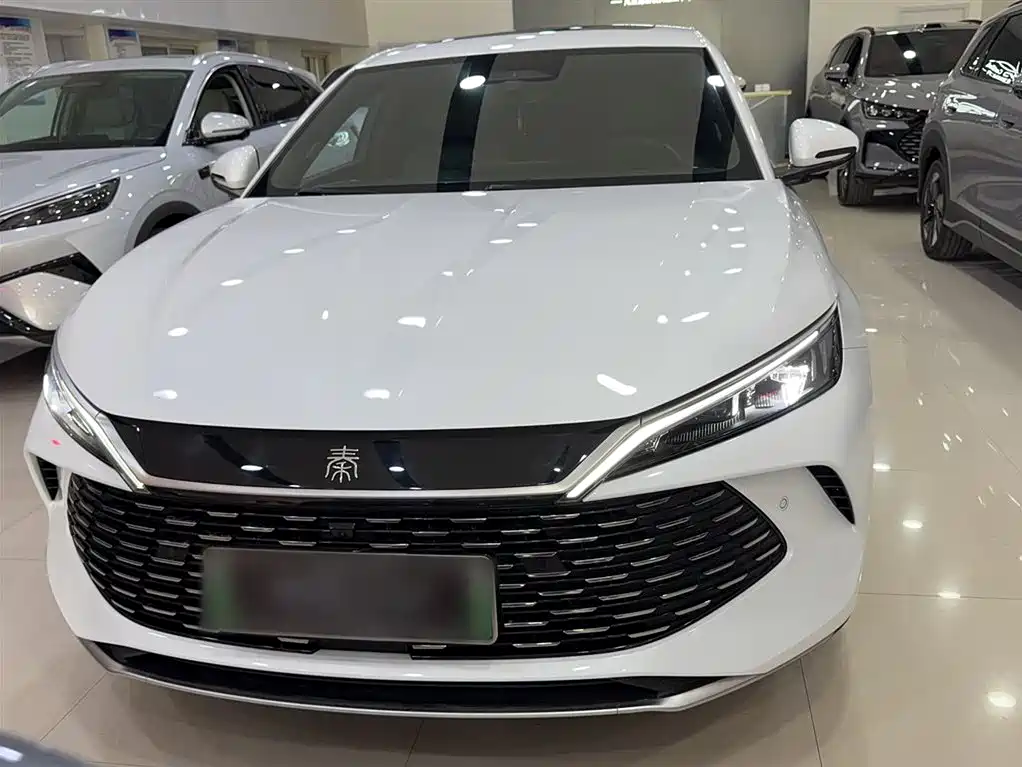 BYD Qin L 2025 DM-i Smart Drive Edition 120KM Leading фото 4