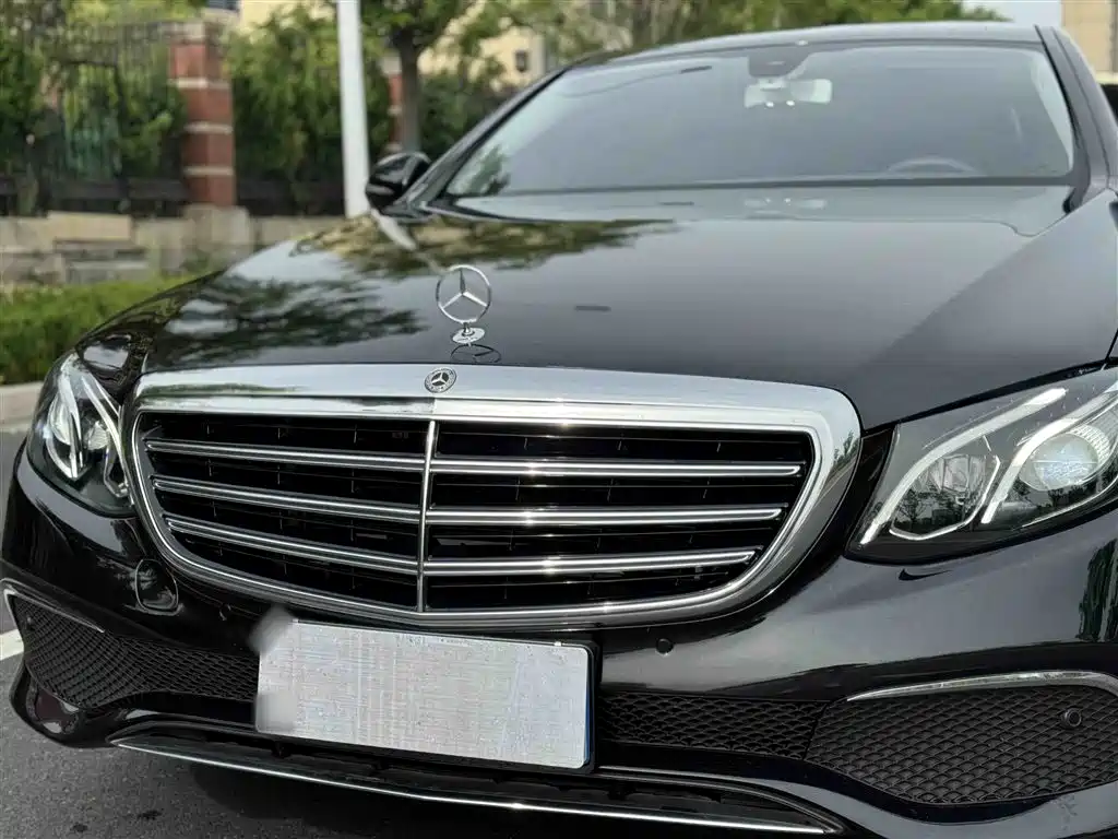 Mercedes-Benz E-Class 2018 E 200 L фото 11