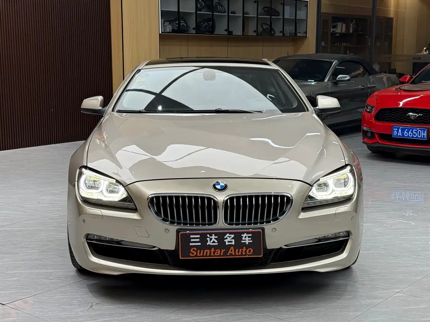BMW 6 Series 2012 650i Coupe фото 2
