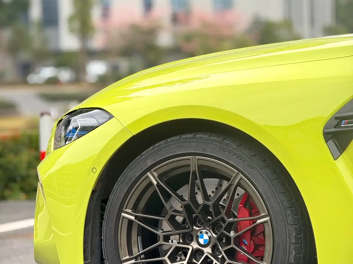 BMW M4
