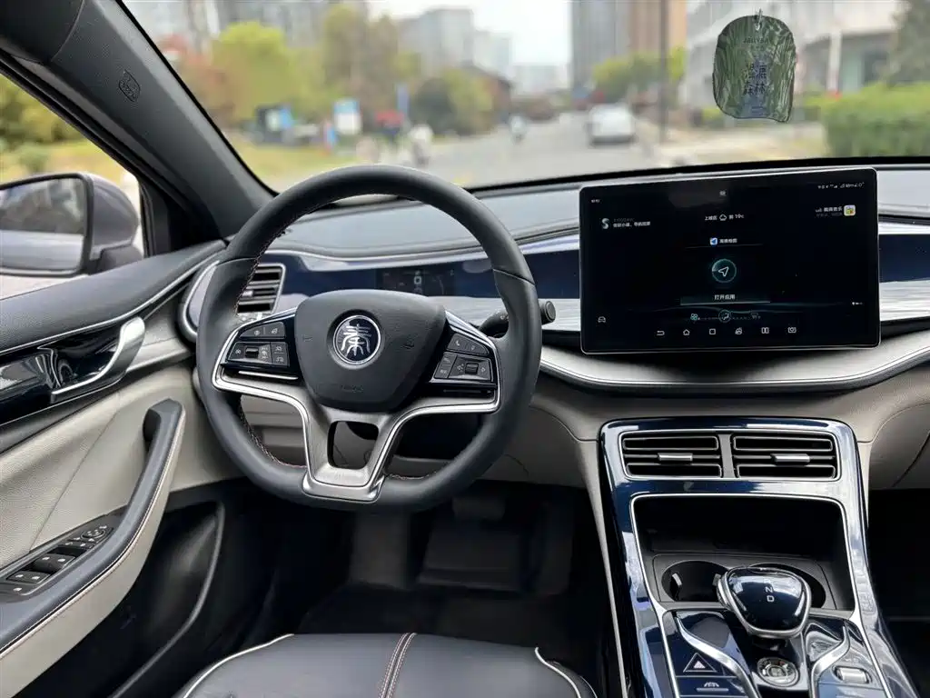 BYD Qin PLUS 2021 DM-i 120KM Flagship фото 13