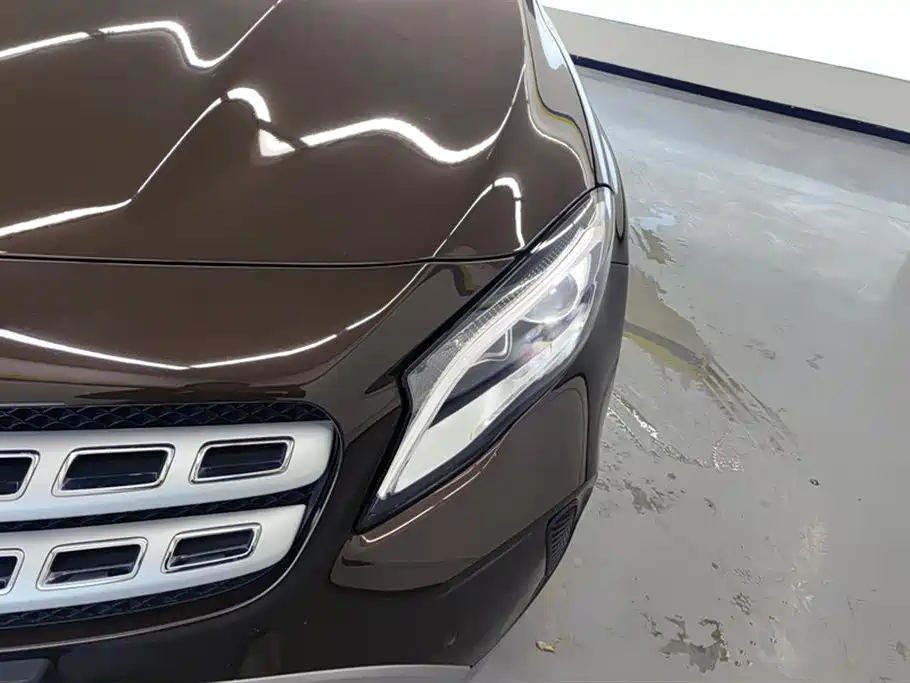 Mercedes-Benz GLA 2018 GLA 200 Fashion фото 5