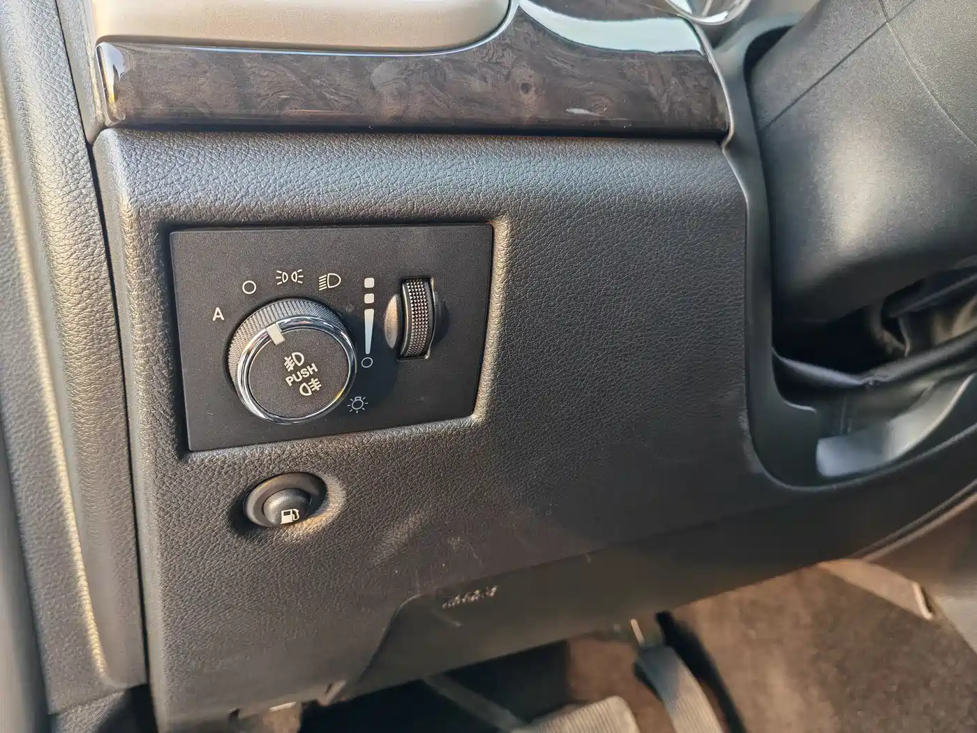 Jeep Grand Cherokee (Import) 2013 2013 3.6L Navigation Luxury