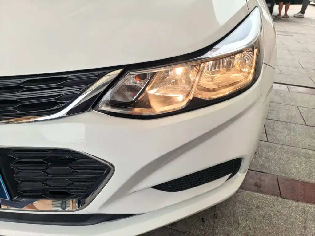 Chevrolet Cruze 2018 2018 320 Automatic Pioneer Sunroof Edition
