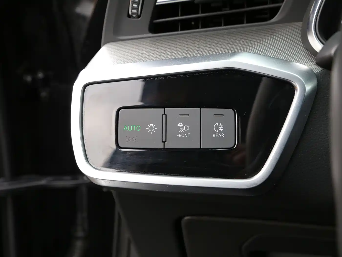 Audi A6L 2021 45 TFSI Exclusive Elegance фото 16