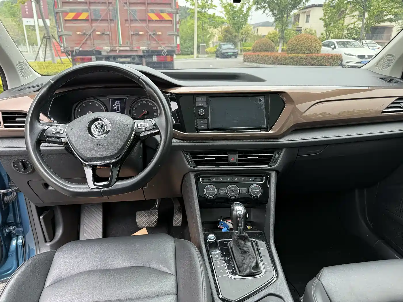 Volkswagen Tharu 2019 280TSI FWD Luxury Edition China VI фото 4