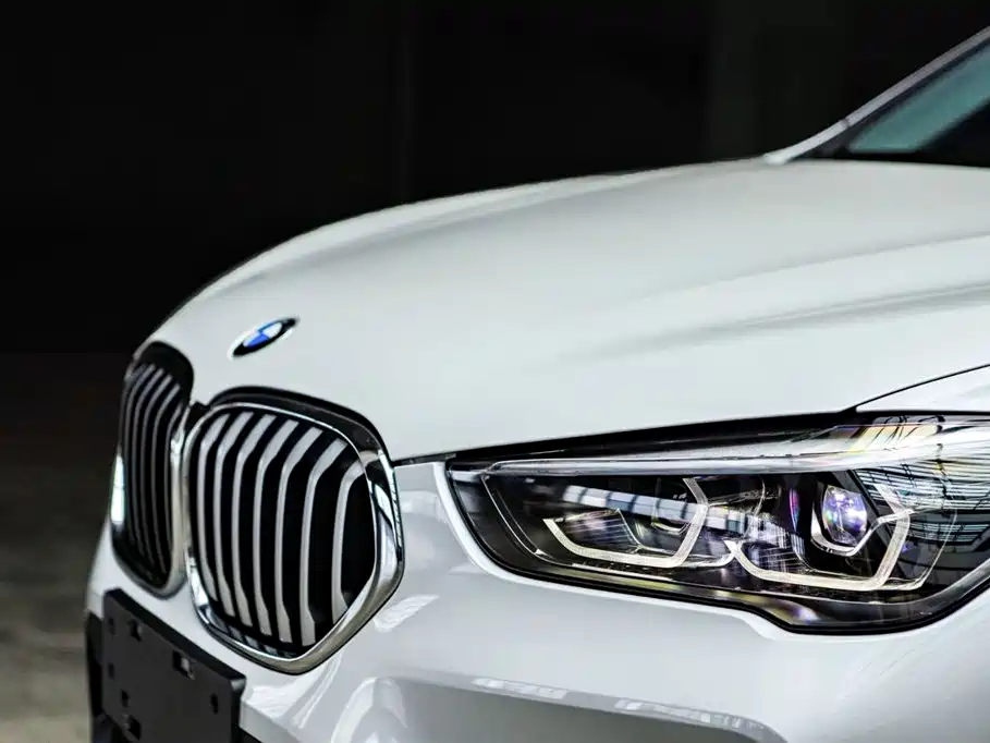 BMW X1 2022 sDrive20Li Fashion фото 8