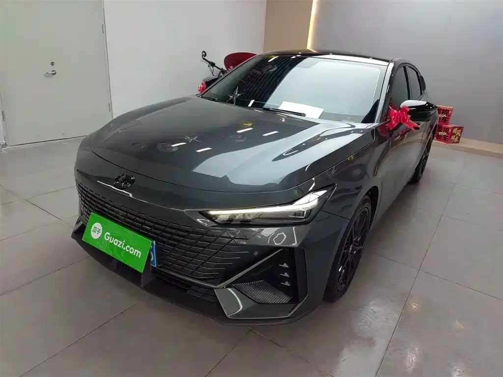 Changan UNI-V 2022 1.5T Premium Model