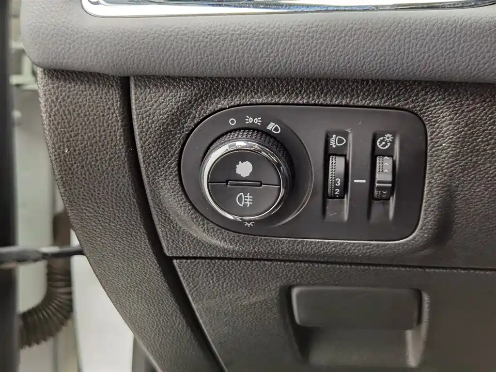 Chevrolet Cruze 2018 320 Automatic Xuanfeng Urban Edition фото 21