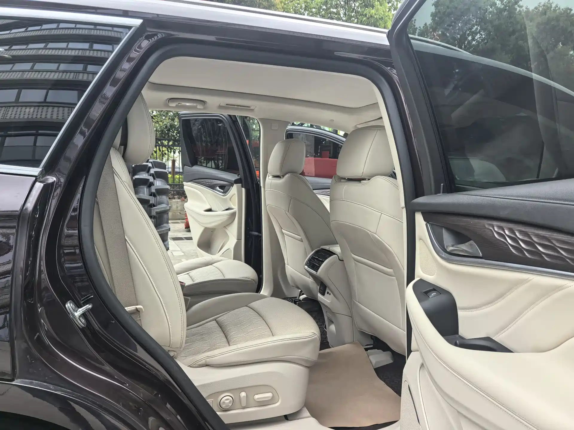 Фото 21 - Buick Enclave