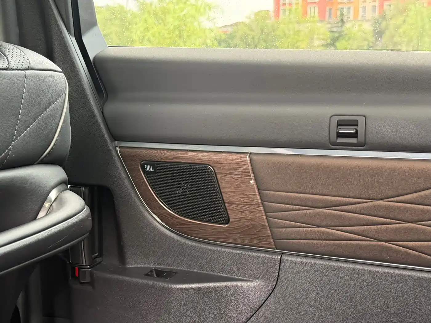 Toyota Vellfire 2023 2024 Crown Hybrid 2.5L Premium Edition