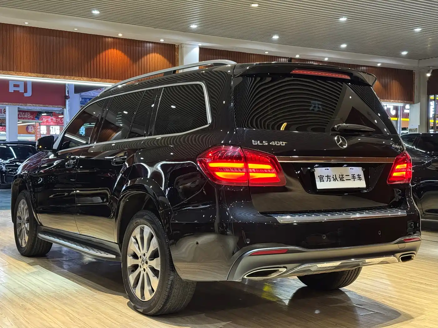 Mercedes-Benz GLS 2019 GLS 400 4MATIC Dynamic Collector's Edition фото 11