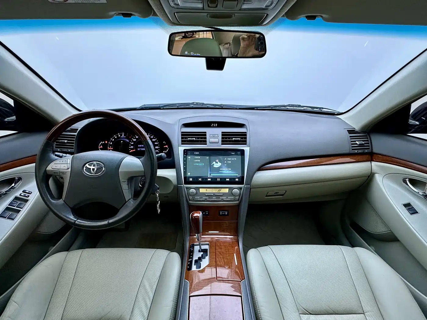 Toyota Camry 2014 2013 200G Classic Luxury Edition