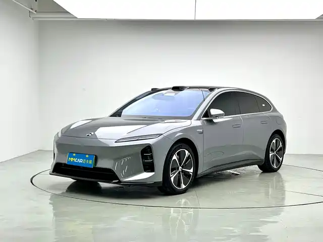 NIO ET5T 2025