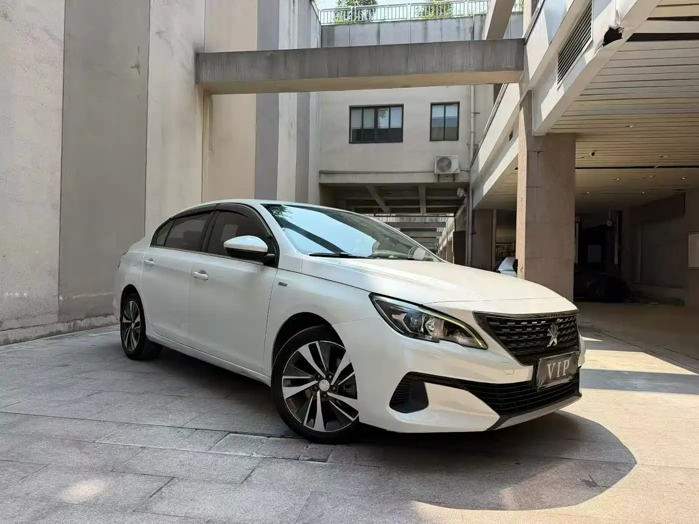 Peugeot 408 2019 350THP Automatic Luxury Edition China V фото 3