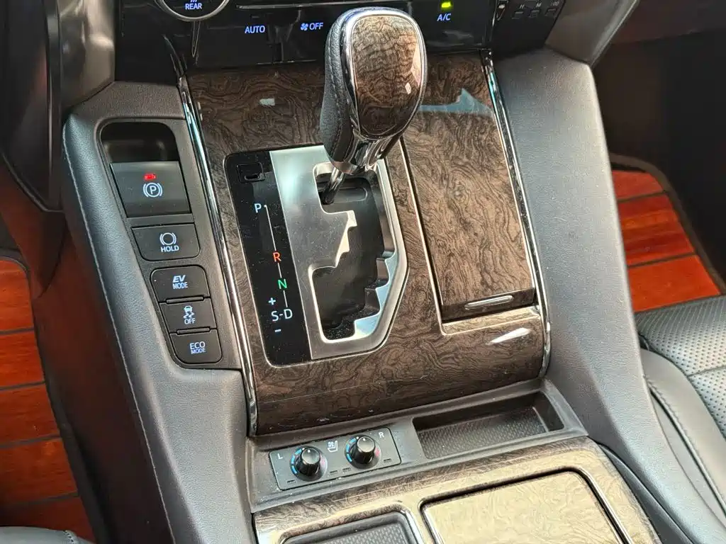 Toyota Vellfire 2019 2019 Hybrid 2.5L HV Premium Edition