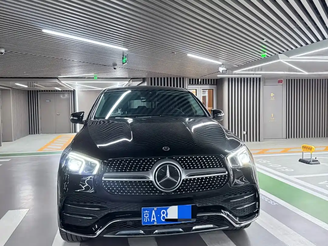 Mercedes-Benz GLE Coupe 2022 GLE 350 4MATIC Coupe SUV Fashion фото 2