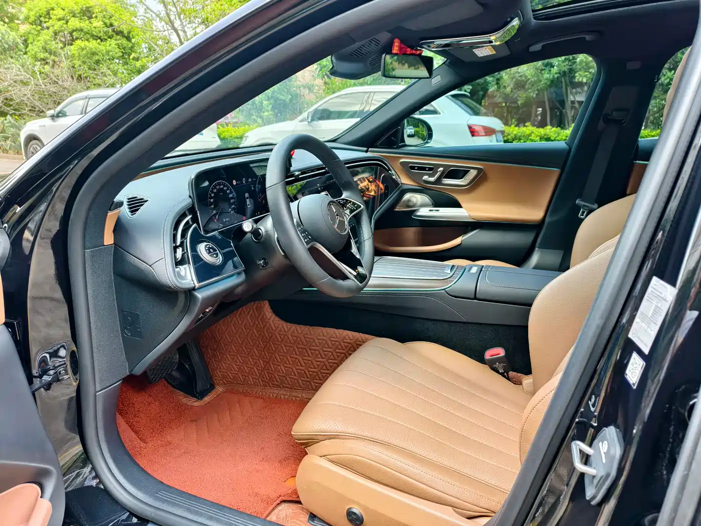 Mercedes-Benz E-Class 2025 E 300 L Luxury фото 4