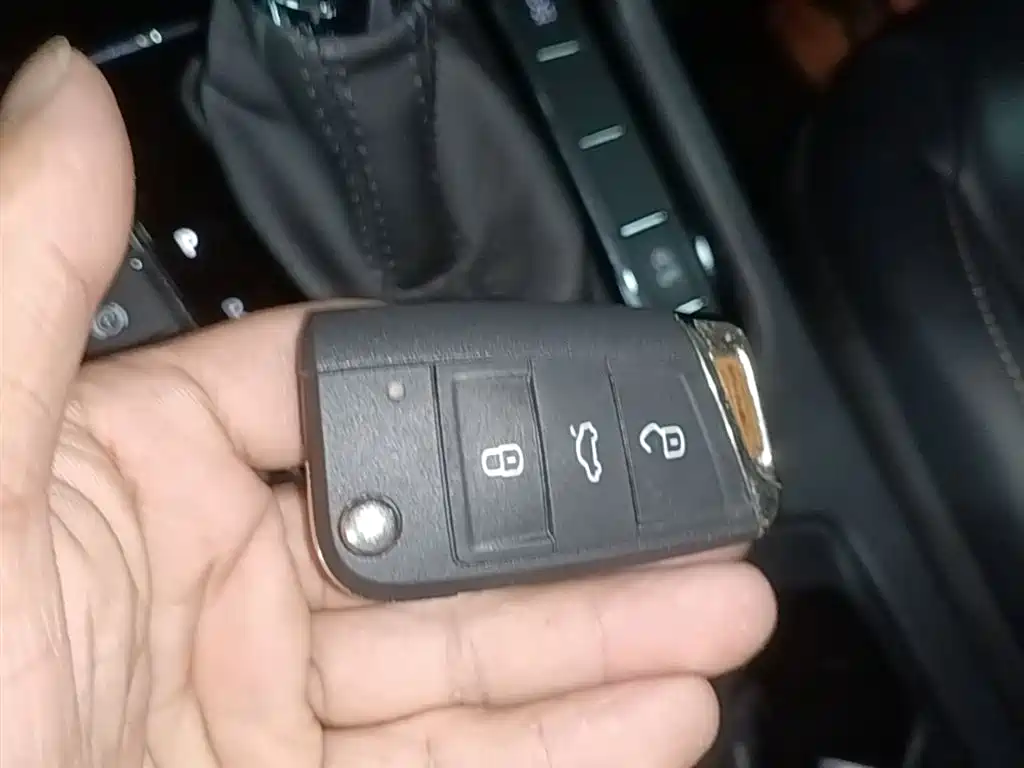 Volkswagen Tharu 2021 280TSI 2WD Luxury Plus фото 9