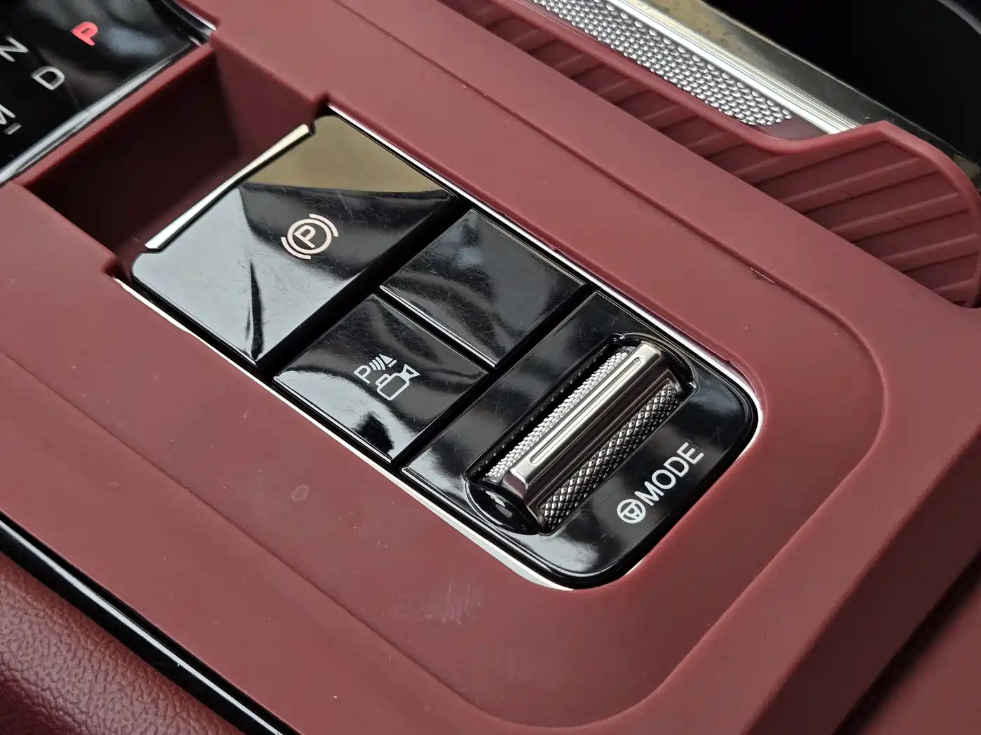 Hongqi H5 2025 2.0T Automatic Flag Celebration 500,000 Units Anniversary Edition фото 15
