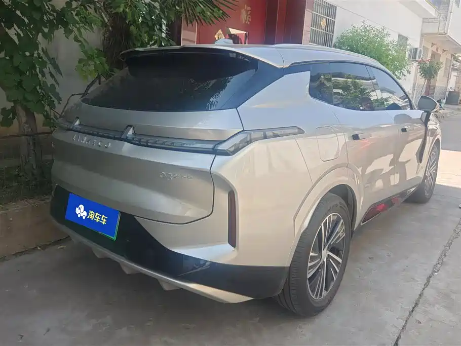 Lynk & Co 08 EM-P 2025 120km Long Range Pro фото 3