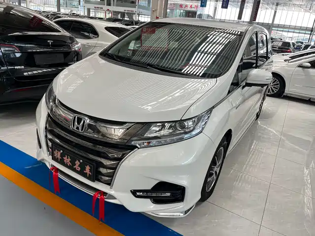 Honda Odyssey 2021 2.0L Sharp Comfort Edition